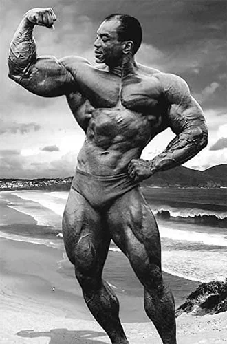 pose biceps Sergio Oliva